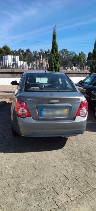 Chevrolet Aveo Sedan 1.2 Gasolina 86cv | 99.000 km | Excelente Estado