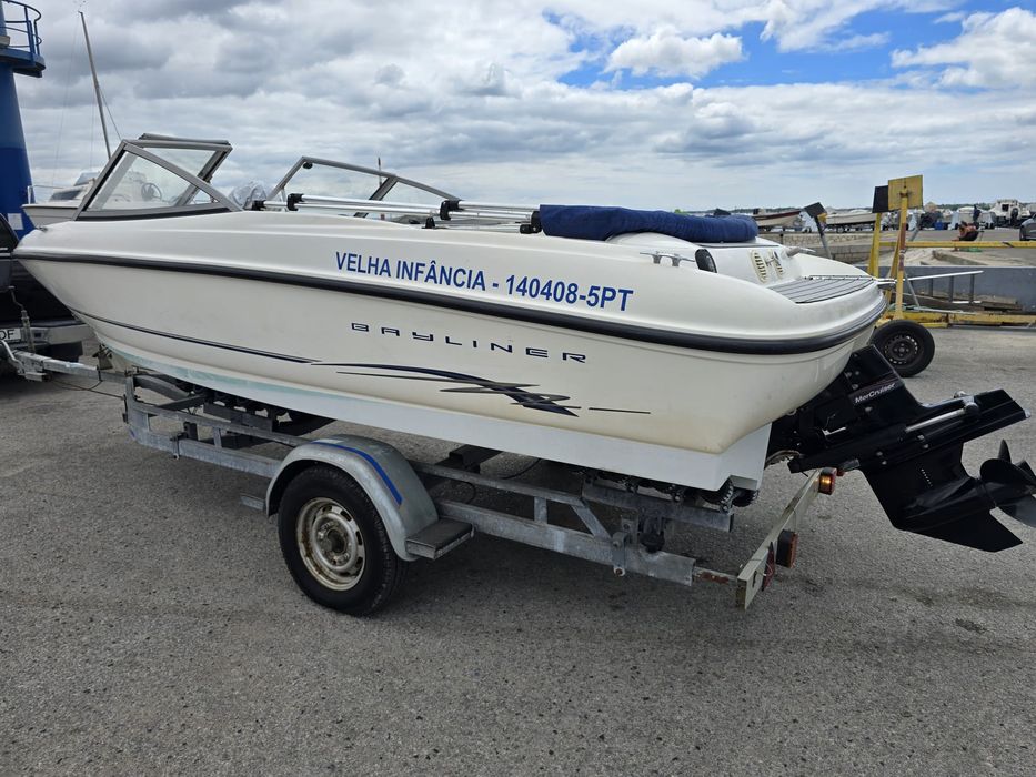 Bayliner 175 Mercruiser 3.0 135cv ano 2004 c/ atrelado