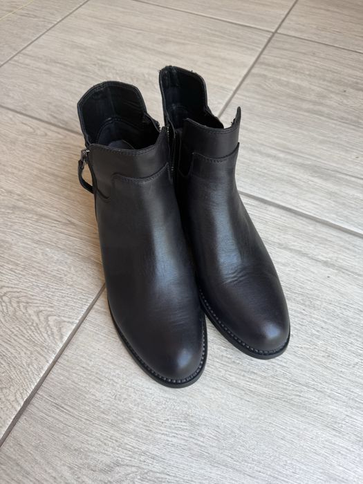Franco Sarto челсі 38 розмір американський бренд