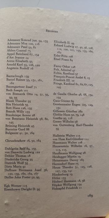 Doktor Adenauers Gesammelte Schwanke
- Walter Henkels