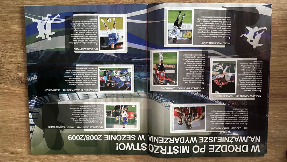 Ekstraklasa 2009/2010 album do wyklejania PANINI kompletny 350/350