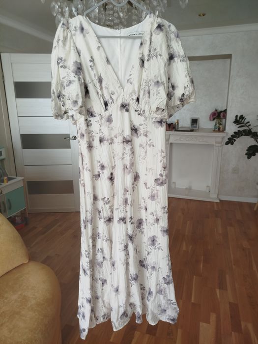 Шикарне плаття бренду stimma