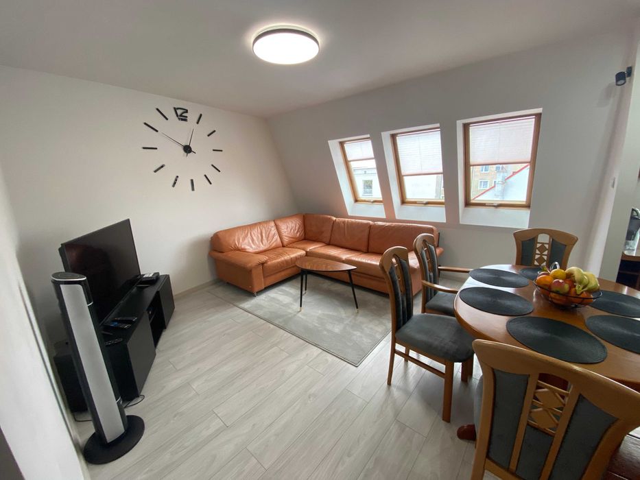 Apartament dwupoziomowy/klimatyzacja/6 osób/60 m2/parking/faktura