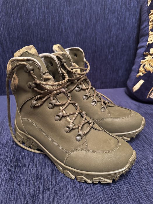 берці 39 розмір