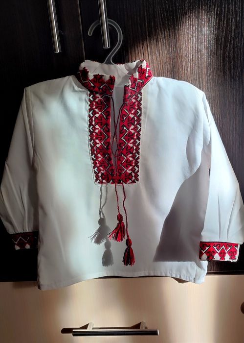 Вишиванка на хлопчика 1 -1,5 роки