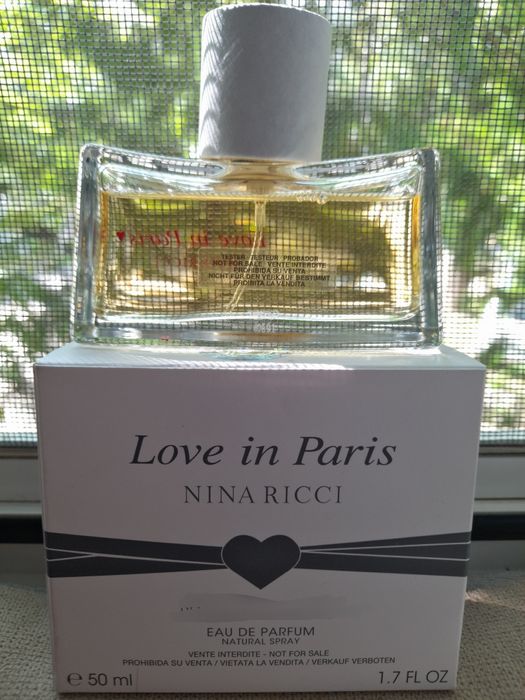На подарунок Nina ricci Love in Paris