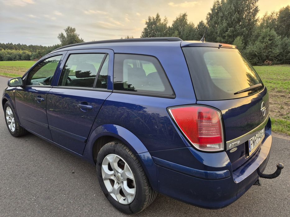 Opel astra h 1.6 benzyna 105km kombi manual hak