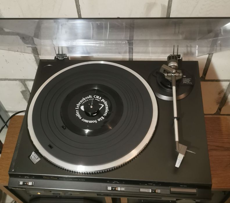 Gramofon Technics SL-DD33