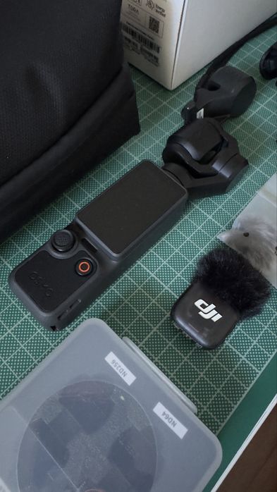 DJI osmo pocket 4 creator combo