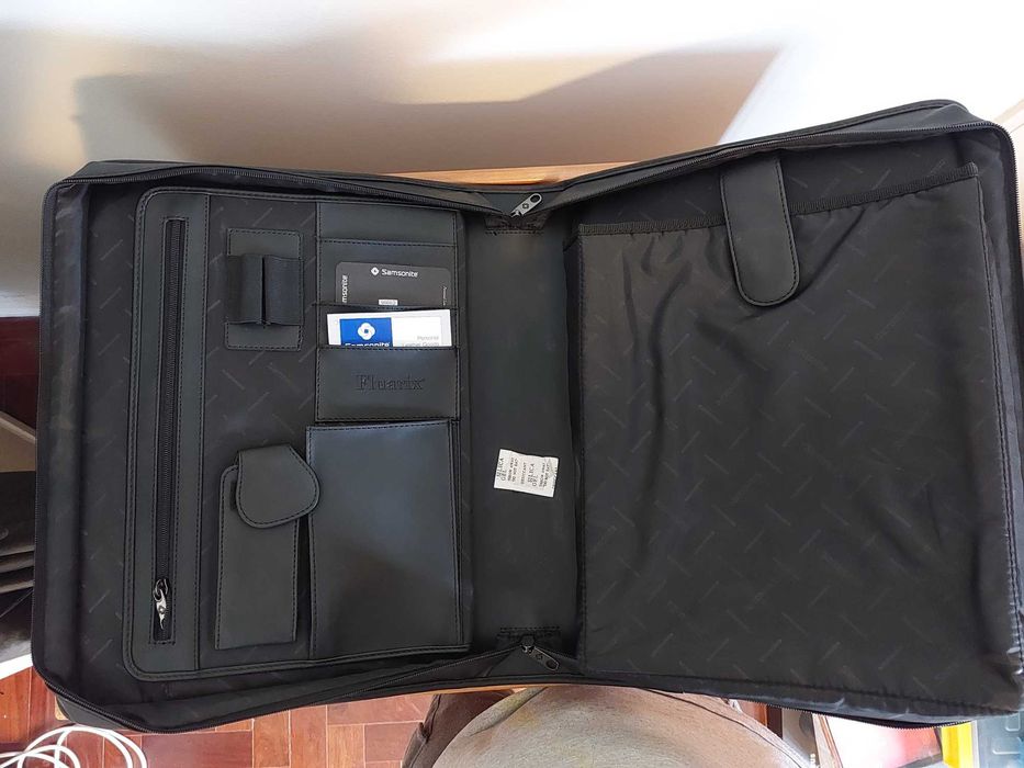 Pasta Executiva / Portfólio Samsonite em Pele, Como Nova