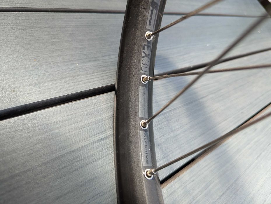 20 " boost  Cube Alexrims disc EX30 6061 H Hetric 406x30 K138