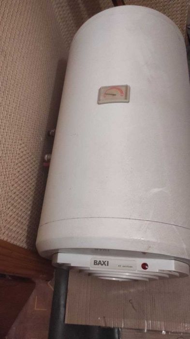 Бойлер б/у в рабочем состоянии. Размер 78 см х 43 см. Бойлер горизонтальный. Самовывоз