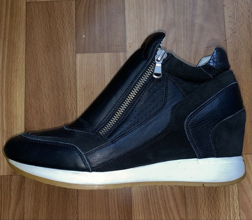 Geox Women’s Black Leather & Suede With Zip Closure Wedge Sneakers