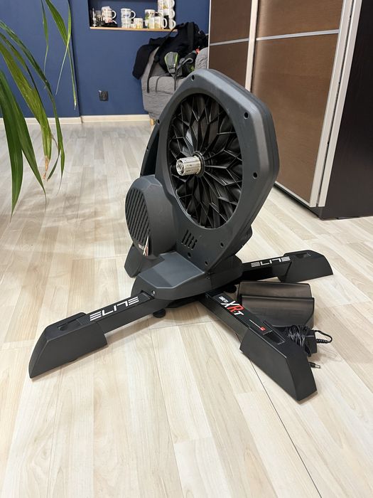 Trenażer Direto XR-t Elite Rouvy Gravel Szosa