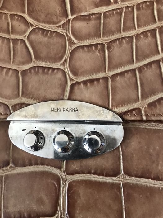 Мужской кожаный портфель NERI KARRA