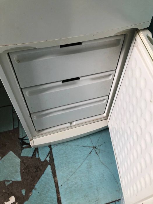 Холодильник Безкоштовно