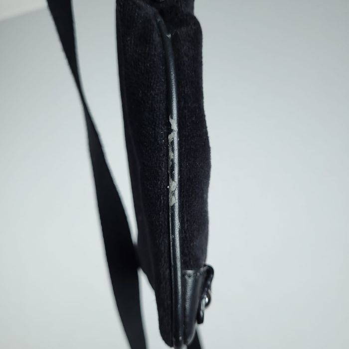 Torebka na ramię Juicy Couture, czarna, welurowa