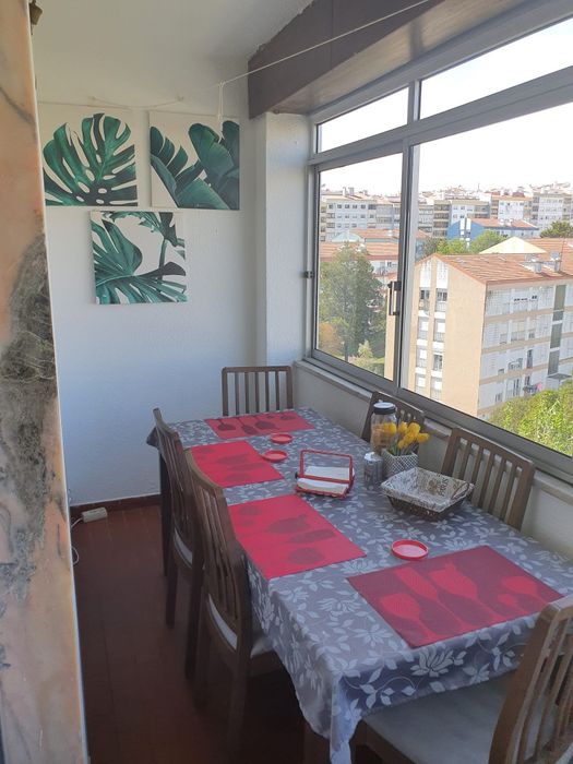 Alugam-se Apartamento T2 Massamá