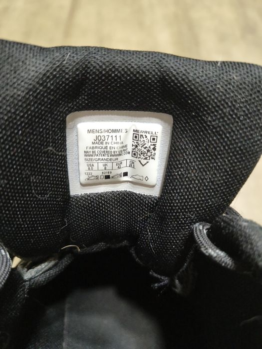 Продам ботинки зимні Merrell