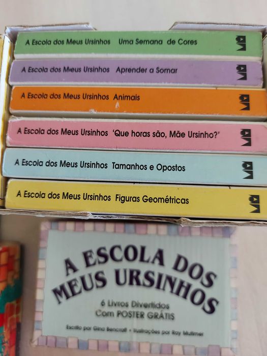 LIVROS INFANTIS - Packs de 10 / 6 Livros em Caixa Cartonada