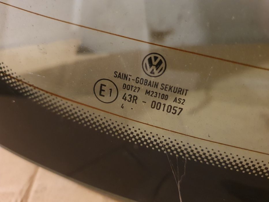 Szyba tylna golf 5 V