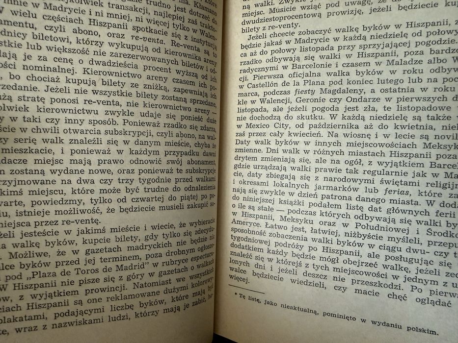 Ernest Hemingway – „Śmierć po południu” (PIW) | Klasyka