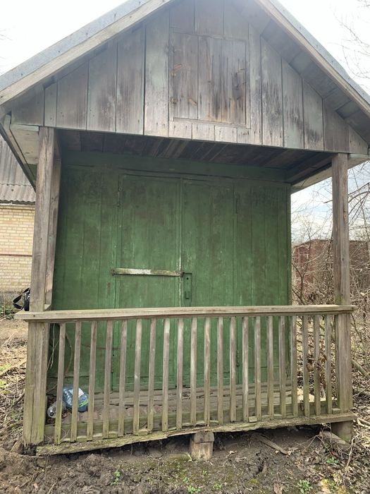 Земельна ділянка в садовому товаристві