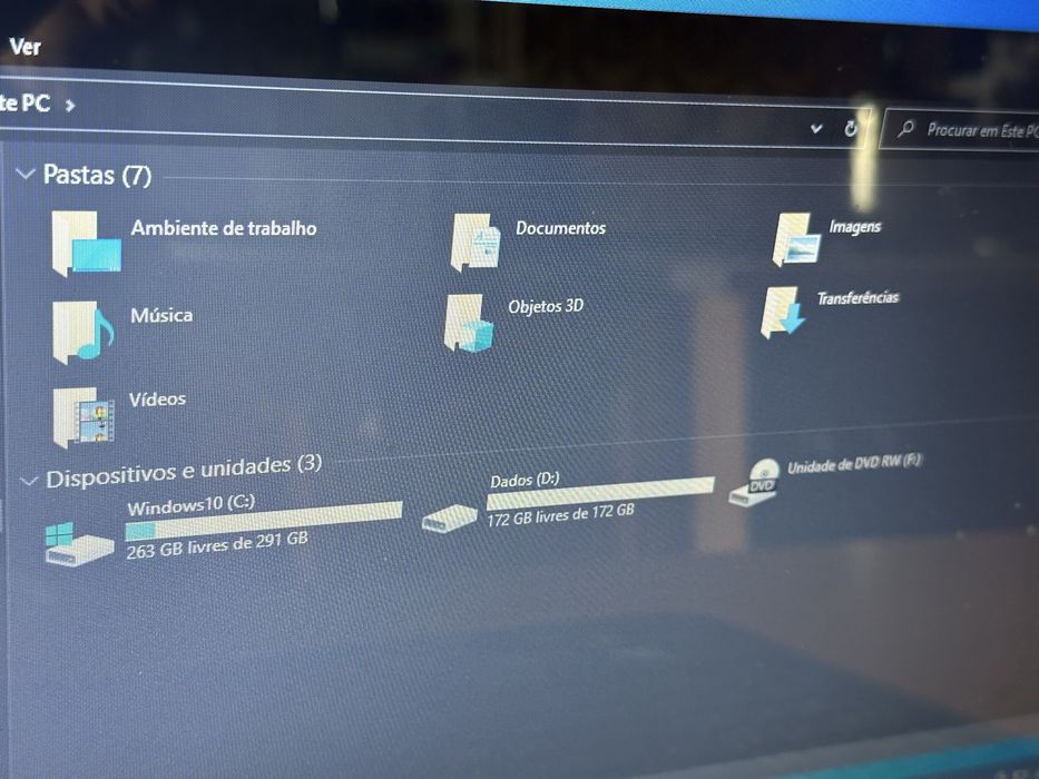 HP Pavilion g6 i5 / 6GB RAM / 512GB / AMD Radeon HD 7600M + Office