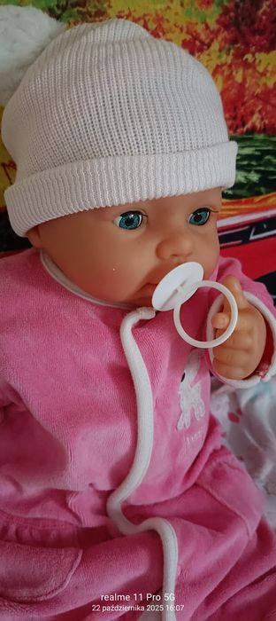 Śliczna lalka bobas interaktywna 50 cm.