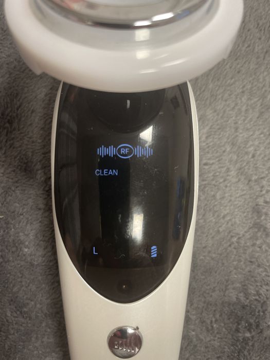 Urządzenie do mezoterapii beziglowej z masażerem ems 7 trybów pracy