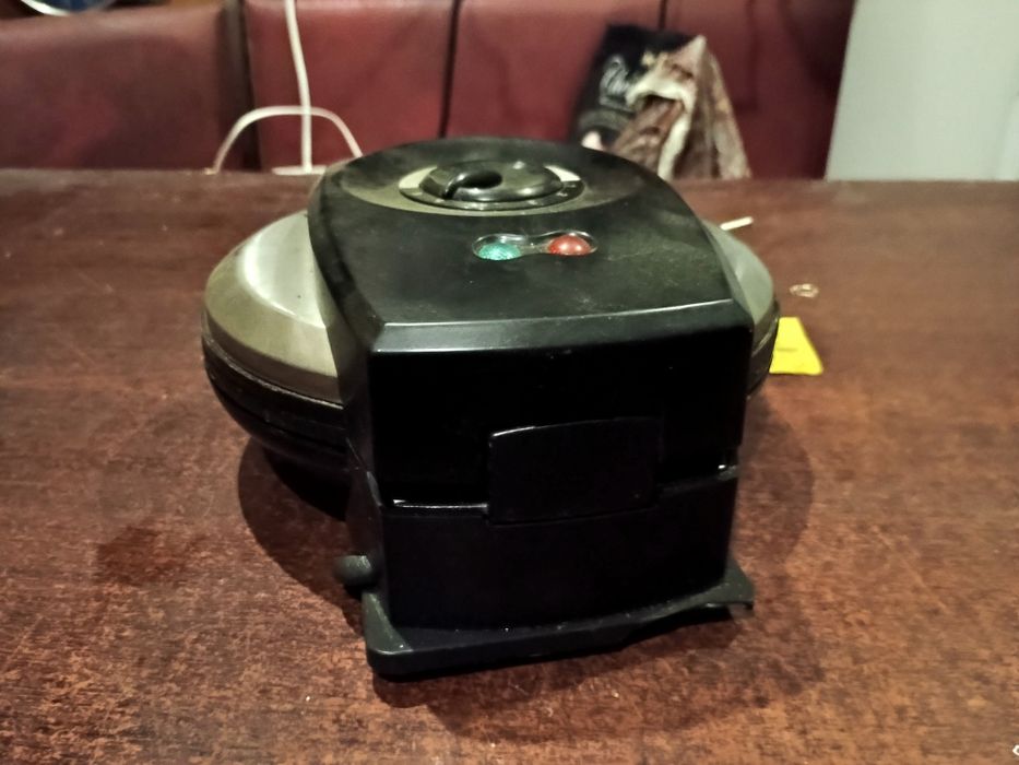 Электро вафельница LIFETEC LT 10552