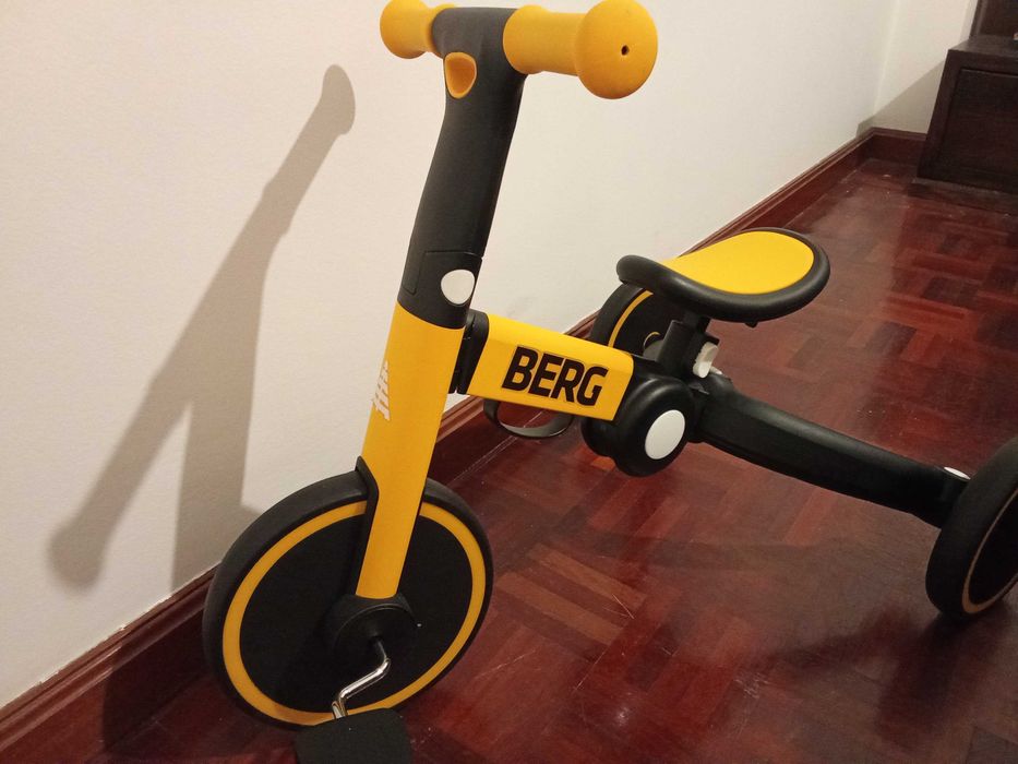 Triciclo de Criança 3 em 1 BERG – NOVO (Com Caixa, Nunca Usado na Rua)