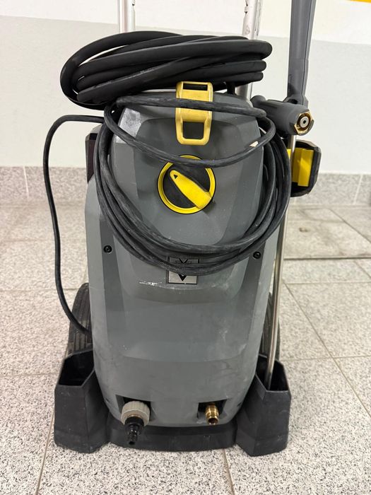 Máquina de pressão Karcher