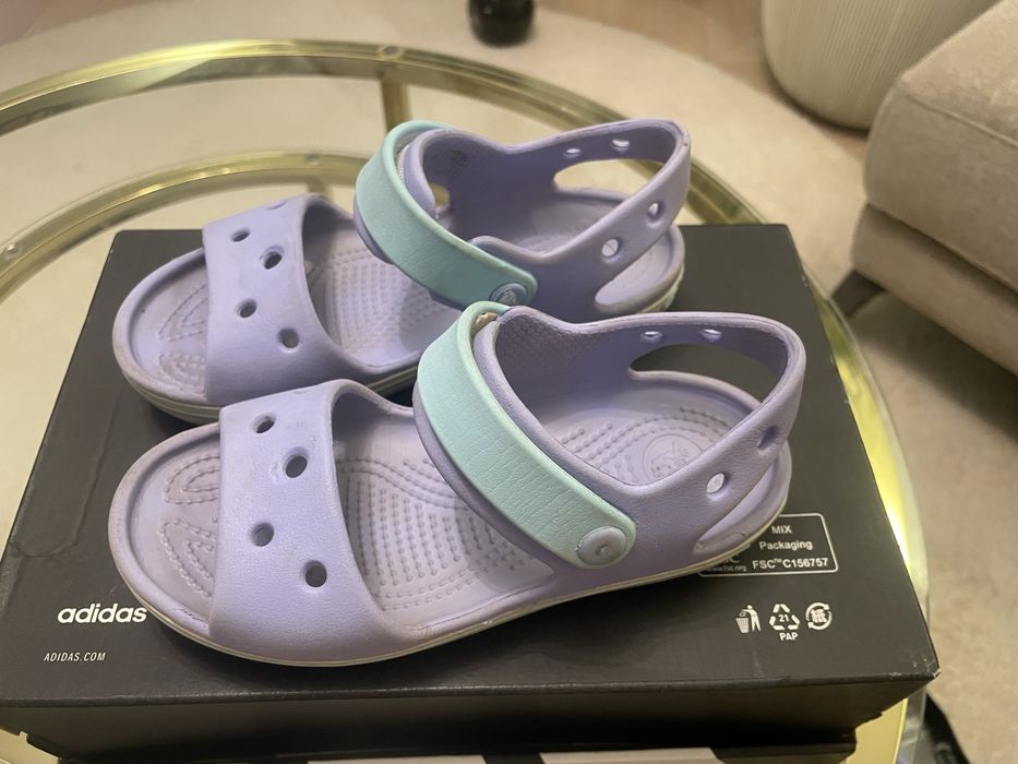 Sandały Crocs   rozmiar 29-30