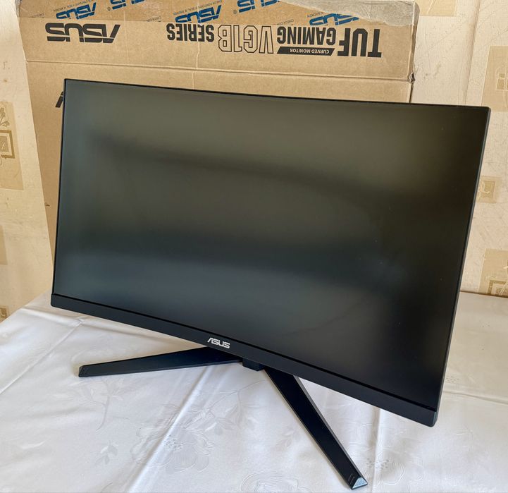 Монитор Asus vg24vq1b