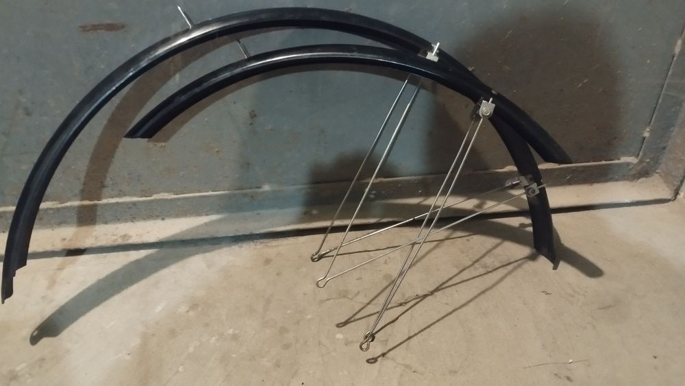 Колесо 28" планетарка, велофара, болотники 28", велокомпьютеры, сёдла