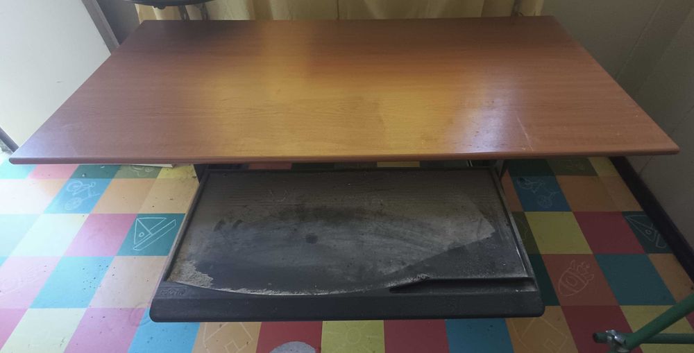 Mesa computador com suporte para monitor gaveta teclado
