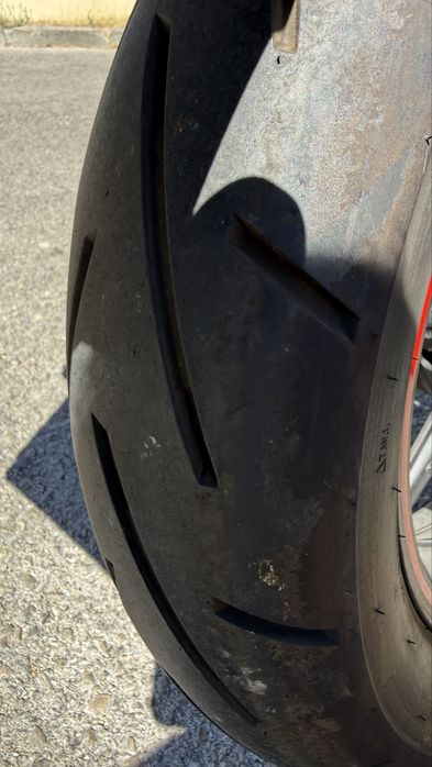 UM Renegade Vegas 125cc de 2021. Praticamente nova. 2700 kms