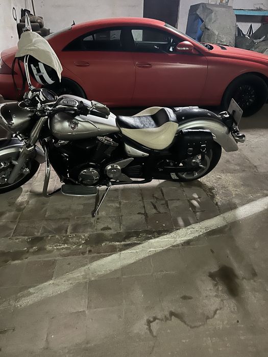 V.STAR 1300 Midnightstar