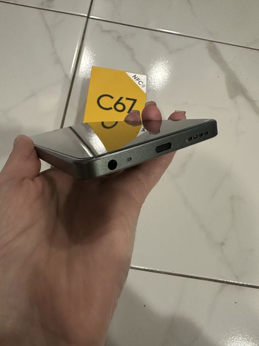 Телефон realme c67
