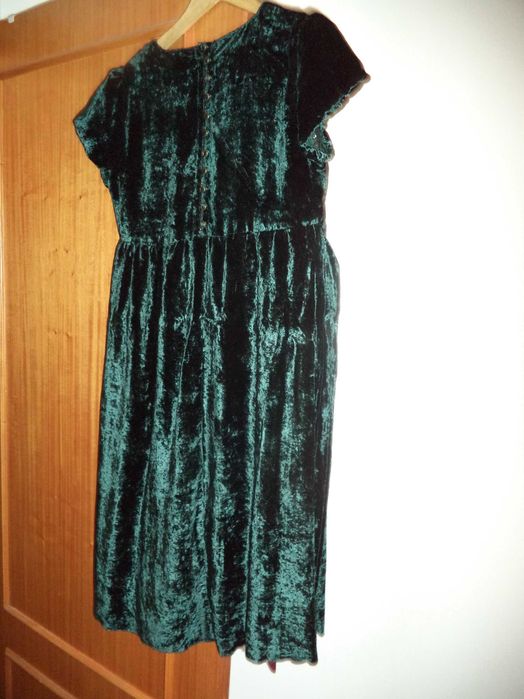 Vestido de veludo verde garrafa