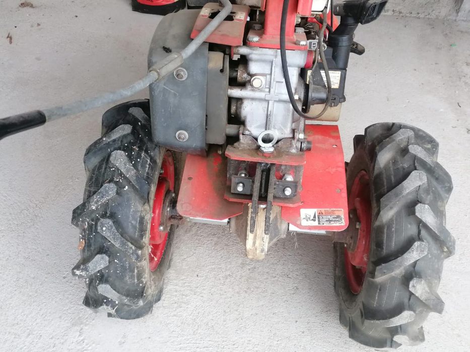 Motocultivador Kubota TF70
