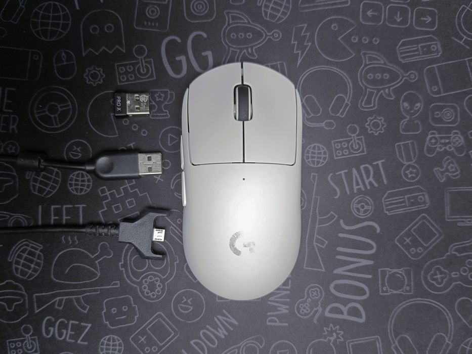 Logitech G Pro X Superlight Branco - Rato Gaming Wireless 2.4GHz