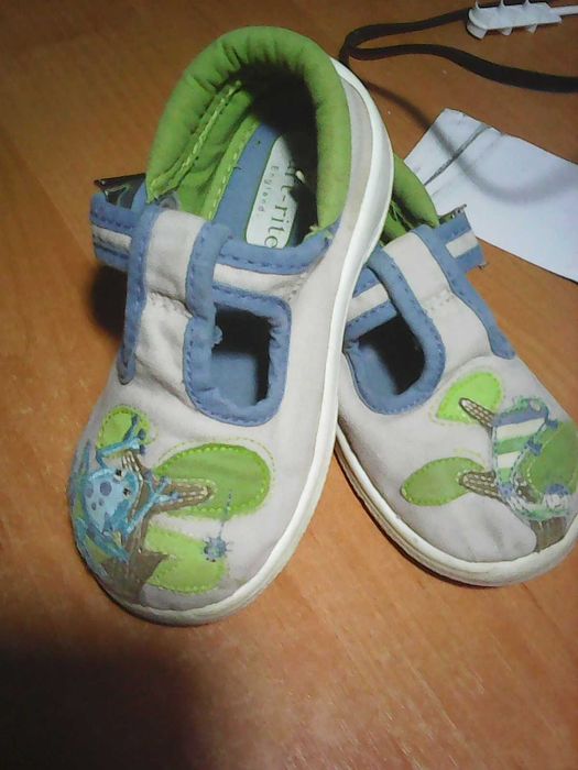 Сандалики тапочки лягушата на 1,5-2 года