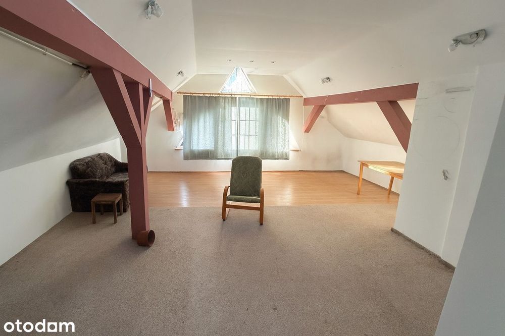 Dom z potencjałem na dużej działce - 2800m2 --4700zł/m2--!