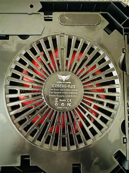 Laptop Cooling Stand with Fans and LEDs – World of Gamer64298108547203124