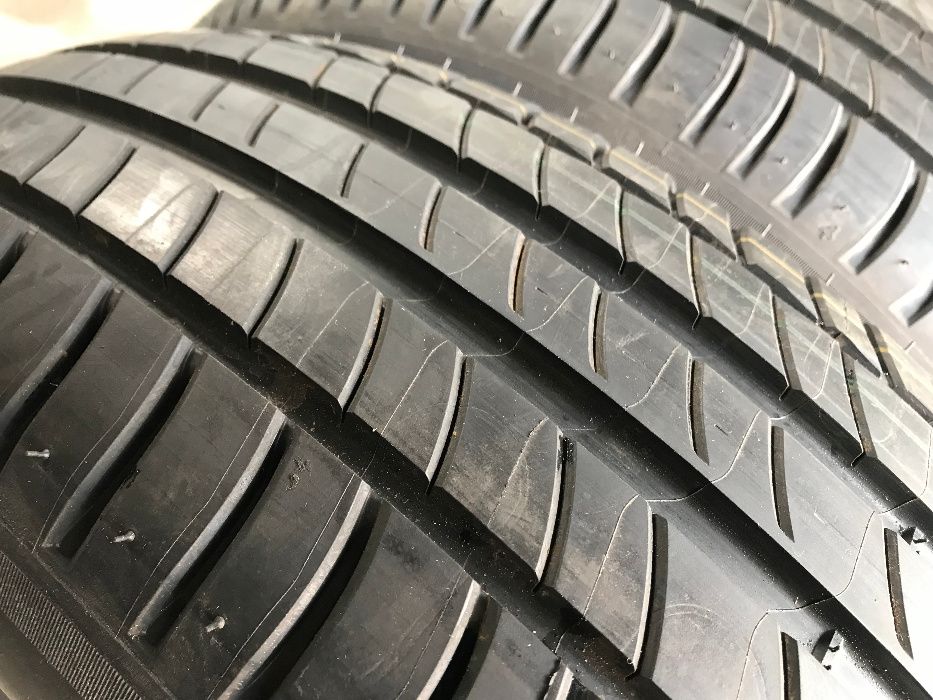 Opony Michelin 215 65 R17 Demo