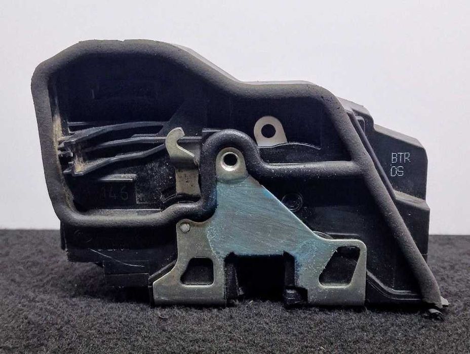 Fechadura / Fecho Porta Frente Direito 7202146 - BMW 1