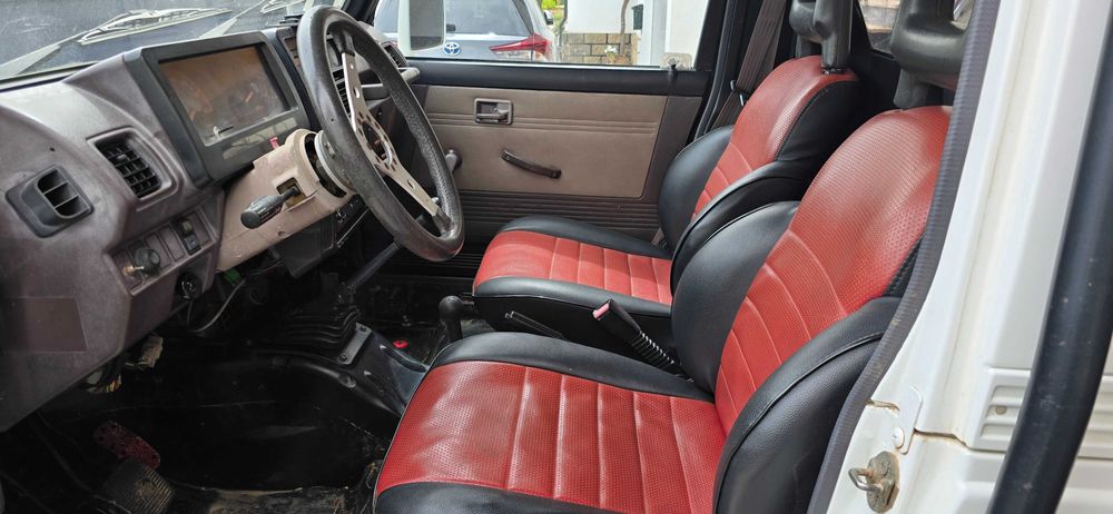 Suzuki Samurai SJ500