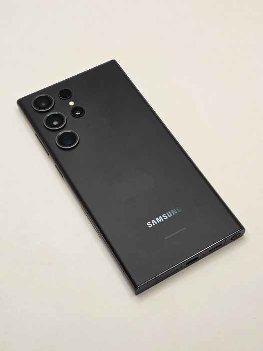 Samsung S23 Ultra 256gb уцінка (6)